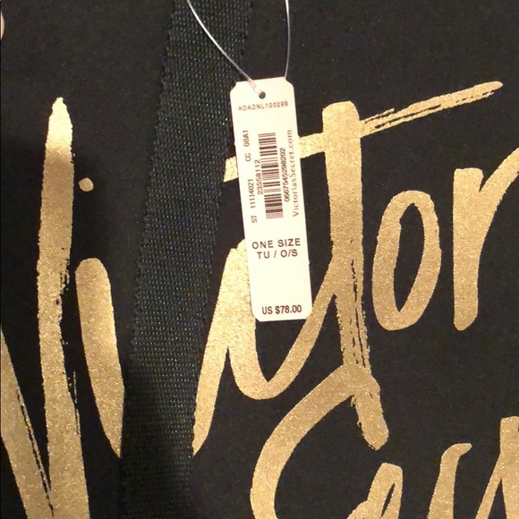 Victoria’s Secret tote/cooler - Picture 4 of 4